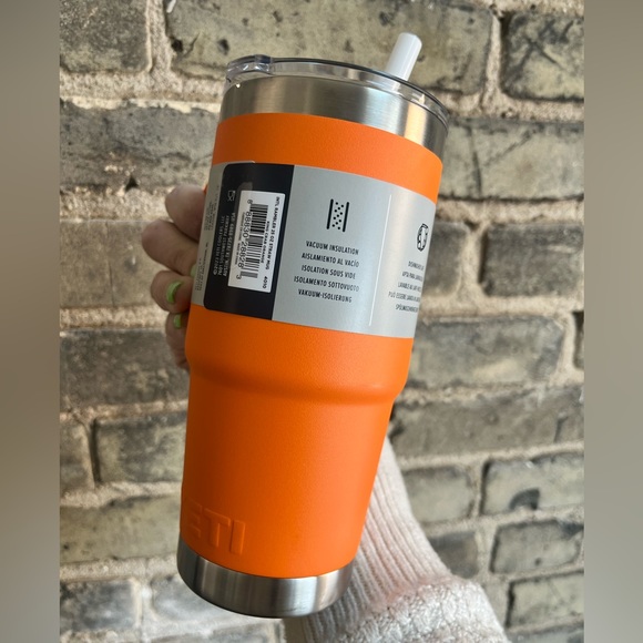 NWT YETI king crab orange RAMBLER 25oz
739 ML STRAW MUG
WITH STRAW LID - Picture 3 of 12